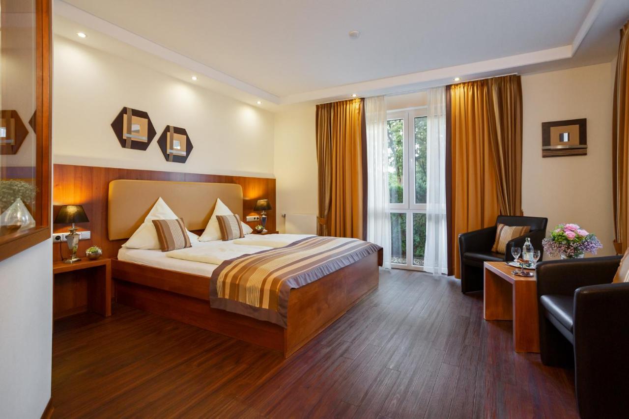 Hotel Mutter-Bahr Ibbenbüren Esterno foto